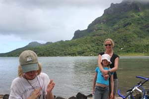 Jens, Caroline og Hannelore på Bora Bora